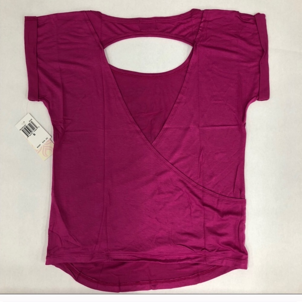 6/$25 Pink Lotus Fuchsia Motivational Tee - Picture 2 of 5